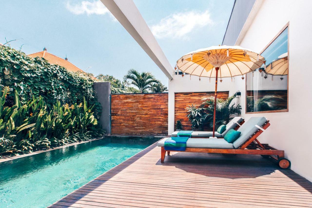 Suites Infinity & Beyond Seminyak  Luaran gambar