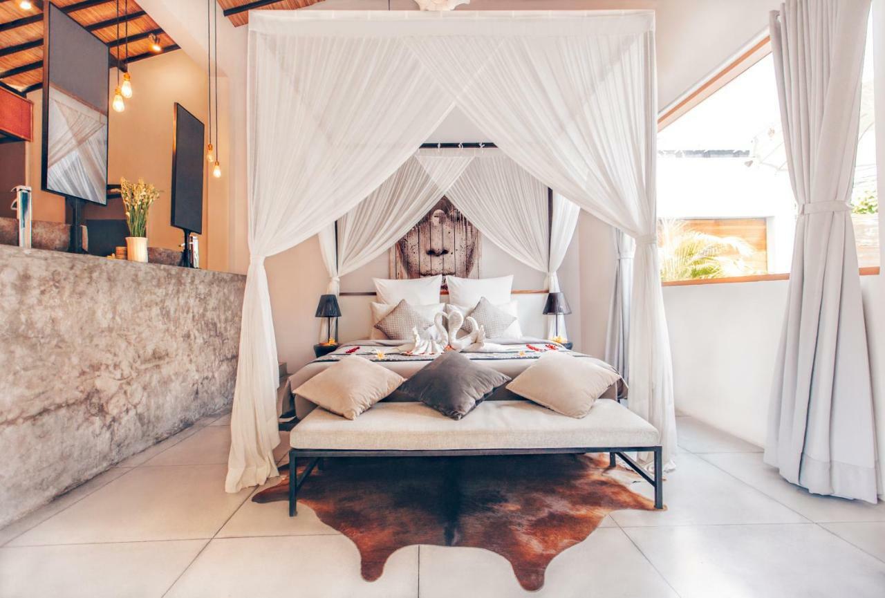 Suites Infinity & Beyond Seminyak  Luaran gambar