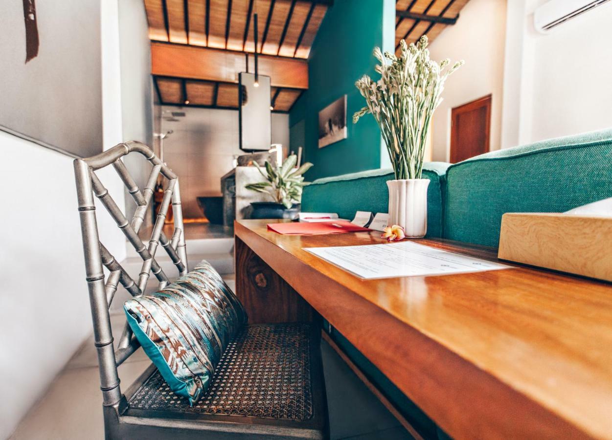 Suites Infinity & Beyond Seminyak  Luaran gambar