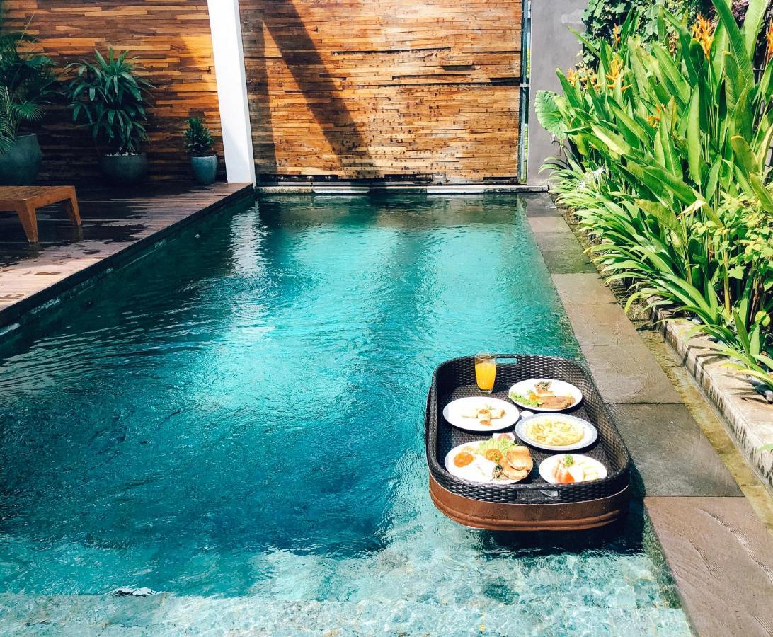Suites Infinity & Beyond Seminyak  Luaran gambar